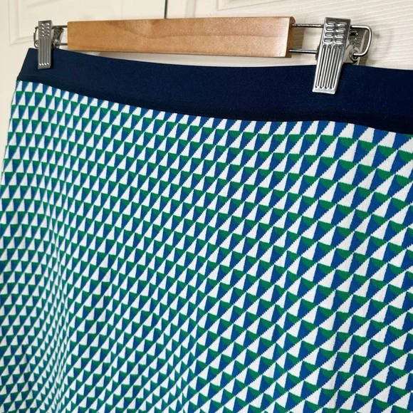 Tory Sport Tech Knit Geo Print Skirt Size XL Blue Green Vineyard Sailboat Print